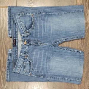 ❤LEVIS 528 CURVY BOOTCUT JEANS, 8/9S (29 SHORT)